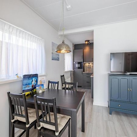 Holiday Home With Garden And Beach 德科赫 外观 照片